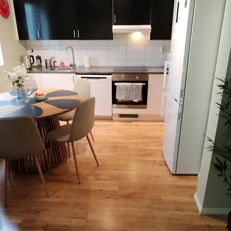 Downtown, Free Parking, 4 Bedrooms, Nordnes, Bryggen, Apartament Bergen