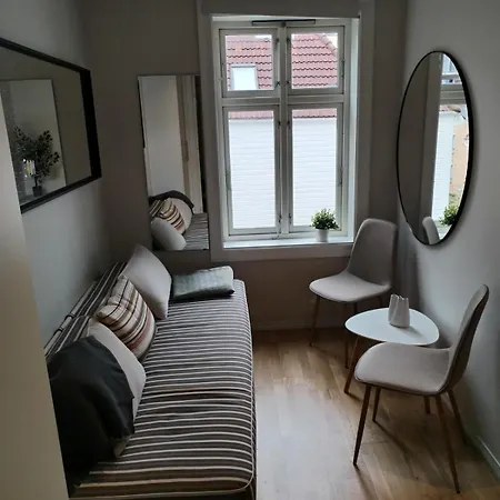Downtown, Free Parking, 4 Bedrooms, Nordnes, Bryggen, Apartament Bergen