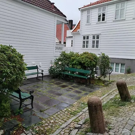 Downtown, Free Parking, 4 Bedrooms, Nordnes, Bryggen,